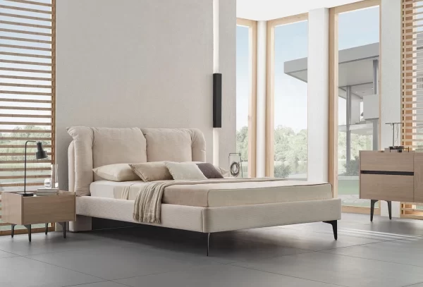 Bed – Vanilla Room